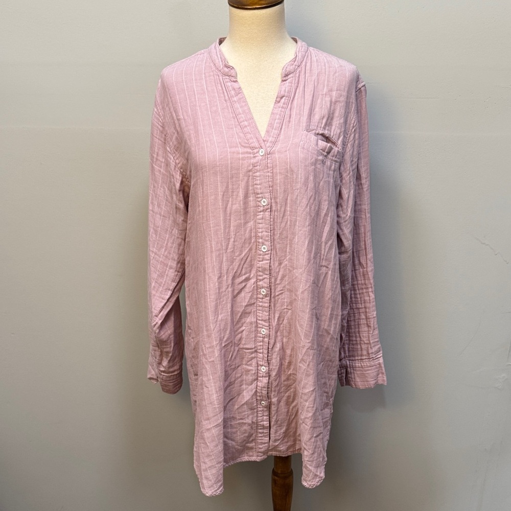 Ugg pinstripe button down sleep top women’s sz M